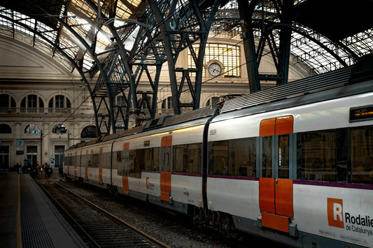 How to Get from Barcelona-El Prat Airport to Barcelona Sants — A mini-guide by Emilia
